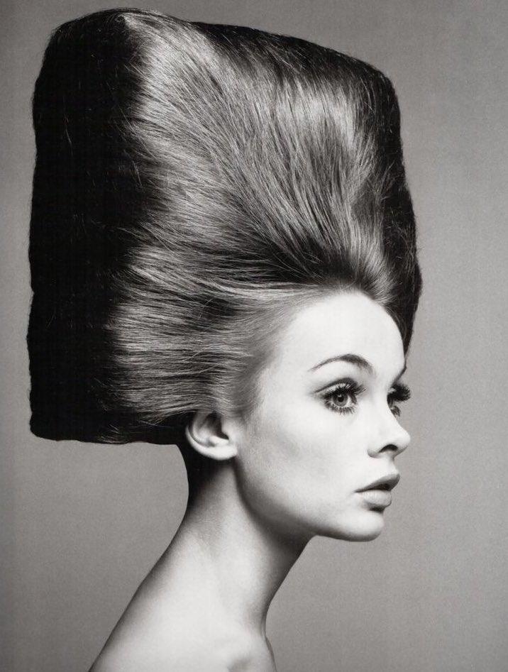 Jean Shrimpton（珍·施林普顿，1942年11月7日出生），昵称“T