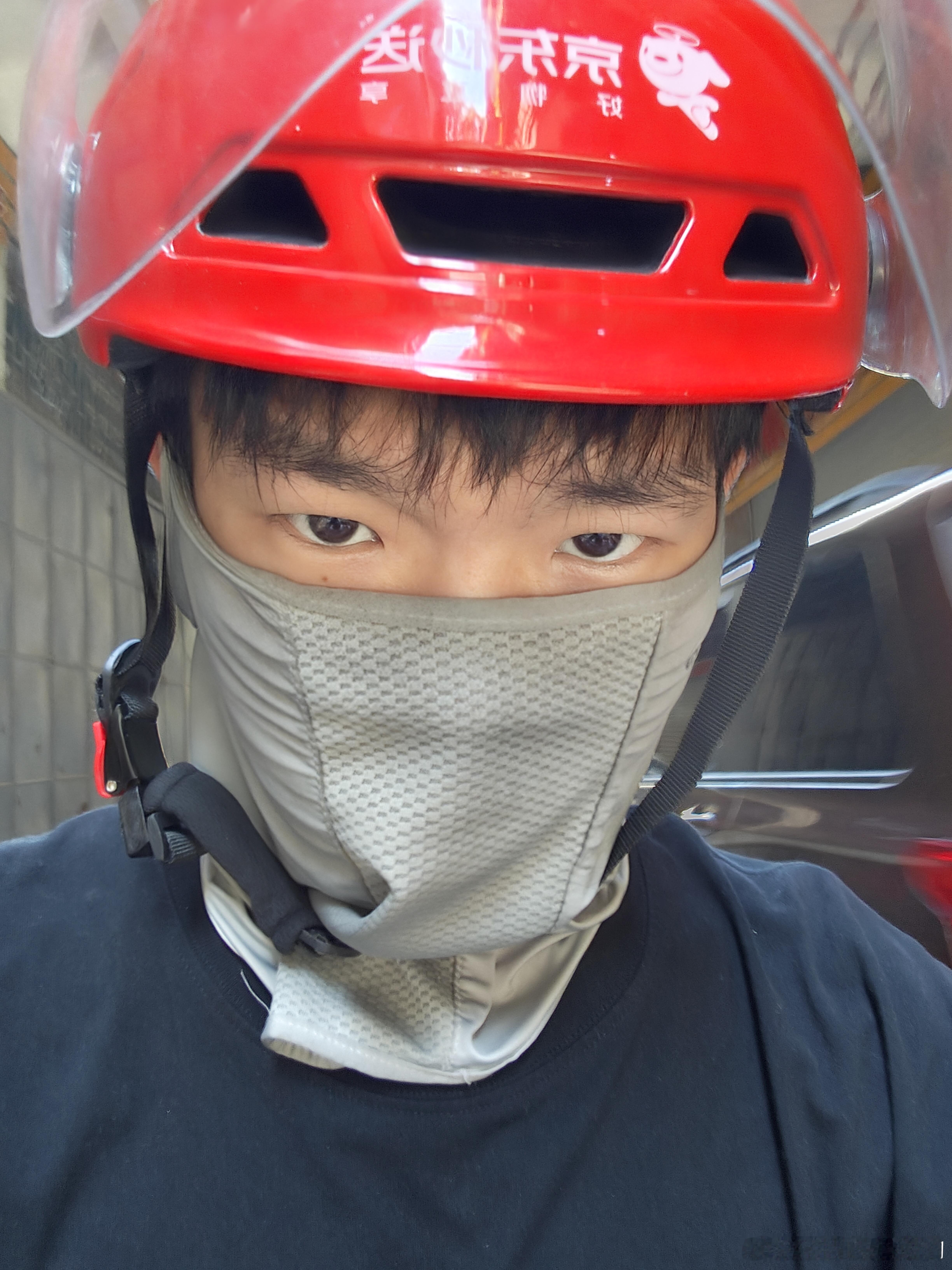 今日份覆面系 