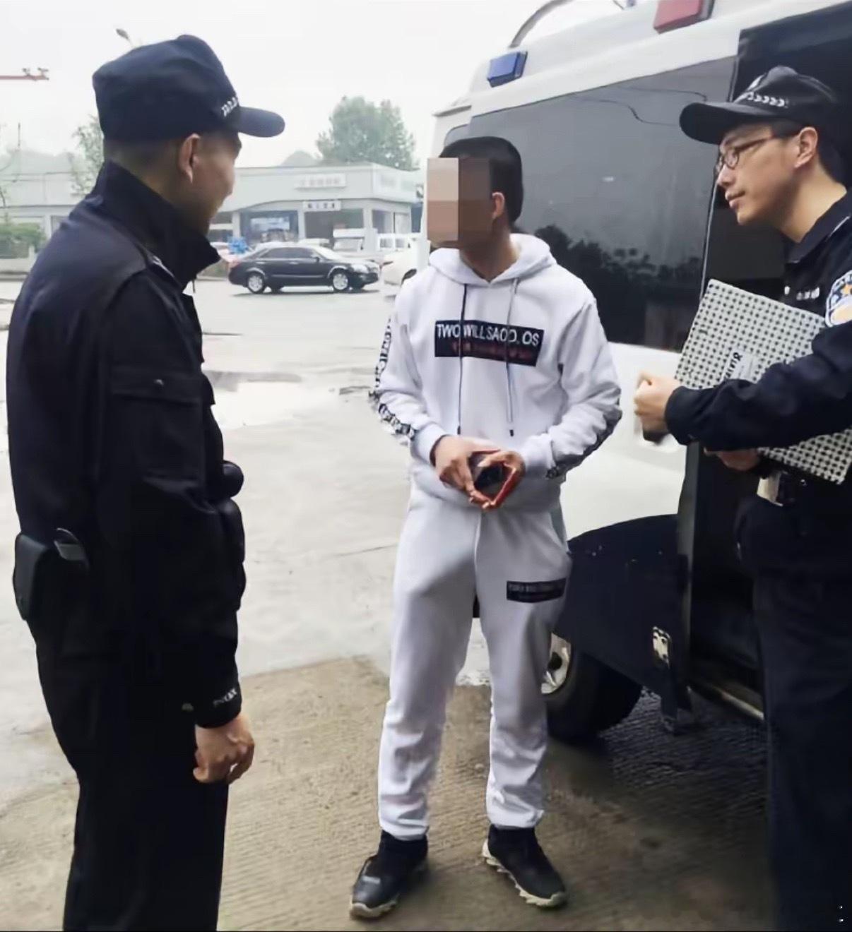 这不太好吧[污][污] ​​​