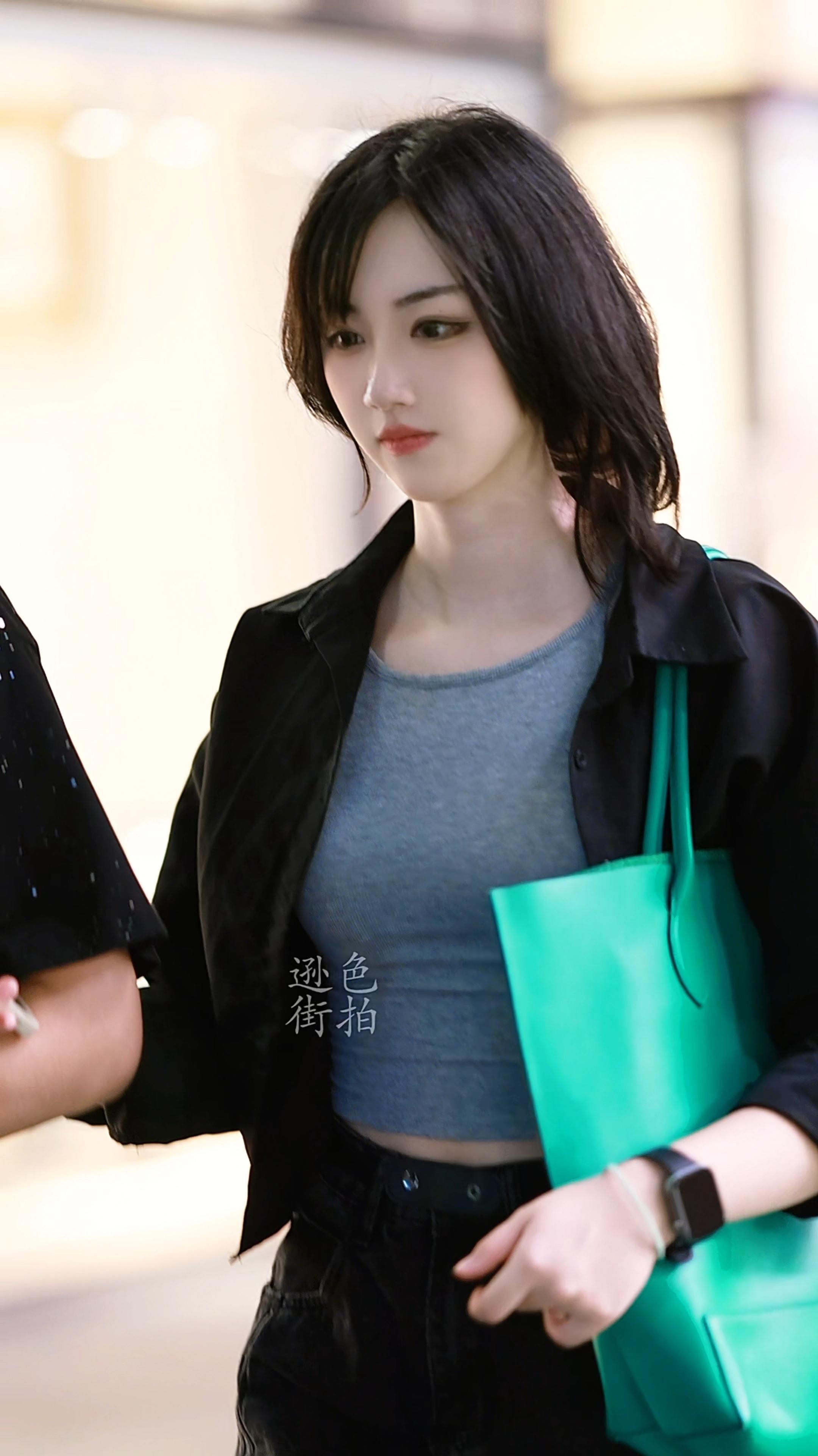 【成都街拍】晚安🌙🌙🌙丨摄影拍照每日穿搭