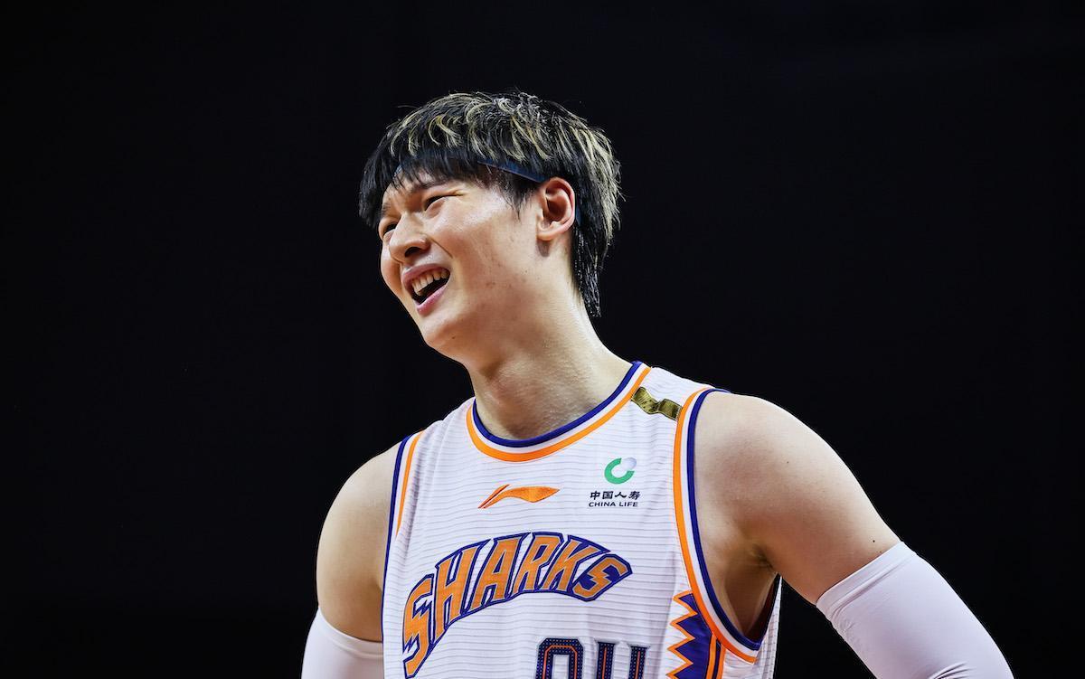 近两天（4月15-16日）CBA主要进行了常规赛第39轮的比赛，季后赛席位争夺进