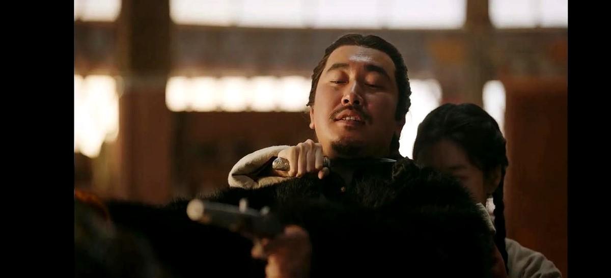 自《大生意人》开播起，我便一直追剧。这部剧颇具历史的厚重感，演员的演技也值得称道