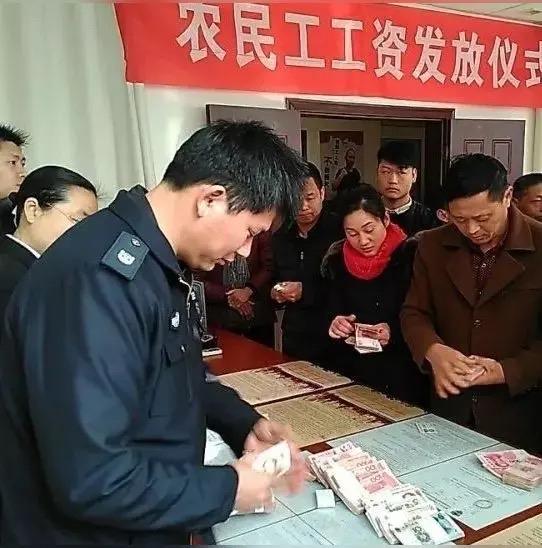 炸锅了！胡乃军发声：“收入越高的人养老金越高，收入越低的人反而没有养老保险，应该