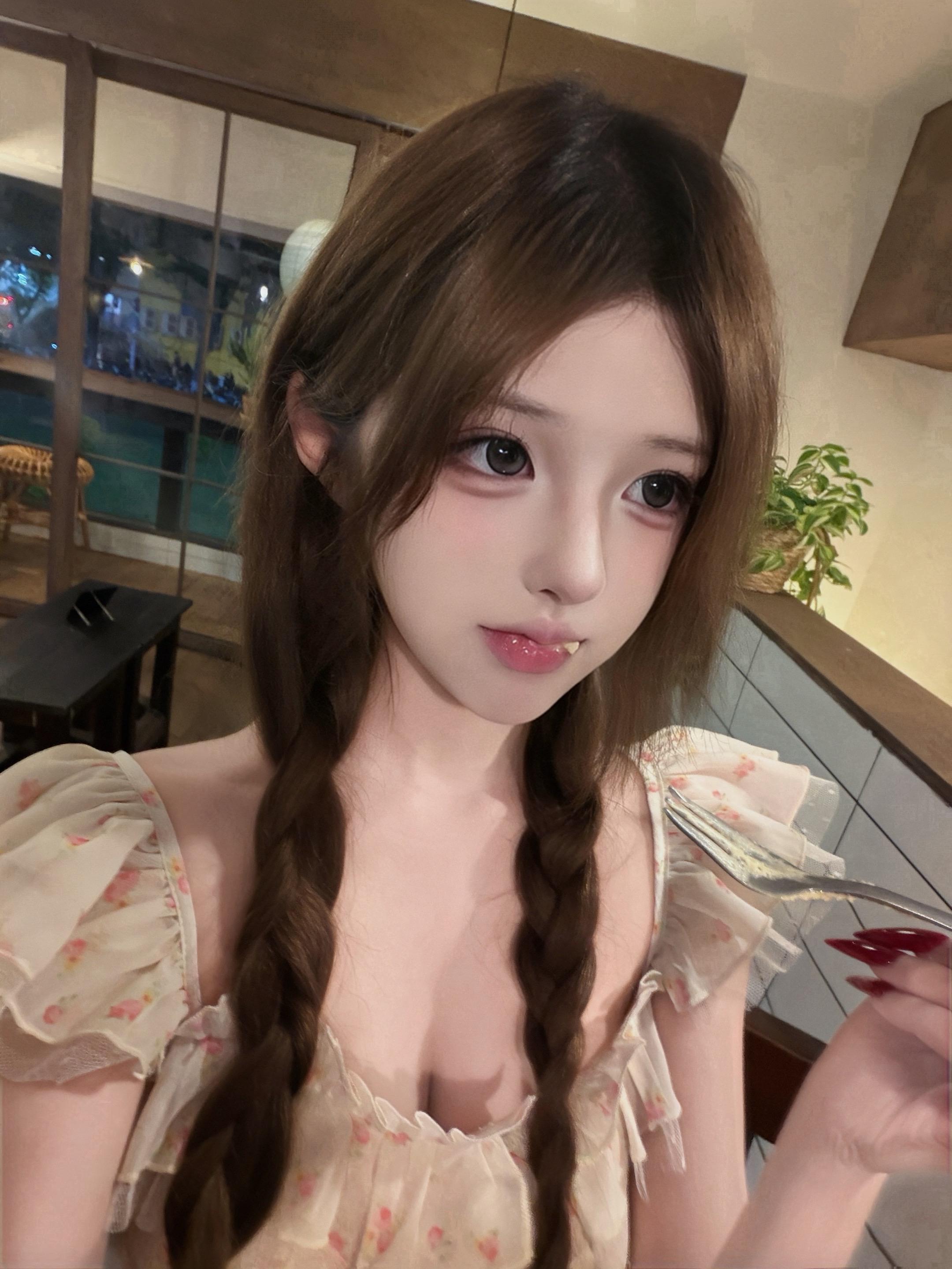我遇到了很多人 能让我惦记这么久的只有你一个