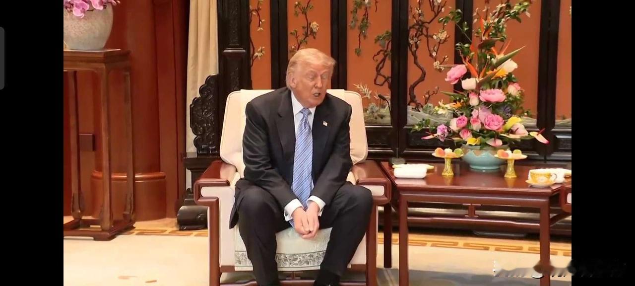 特朗普茶叙讲话透露还会再次访华！

根据美国公共新闻网5月15日中午的直播画面，
