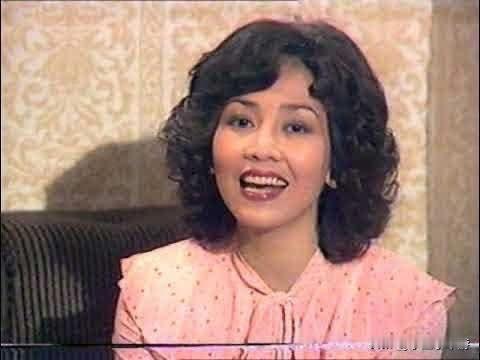 陈齐颂的故事：情花开的玉女传奇
 
在香港粤语片黄金时代，一位气质温婉、声线动人