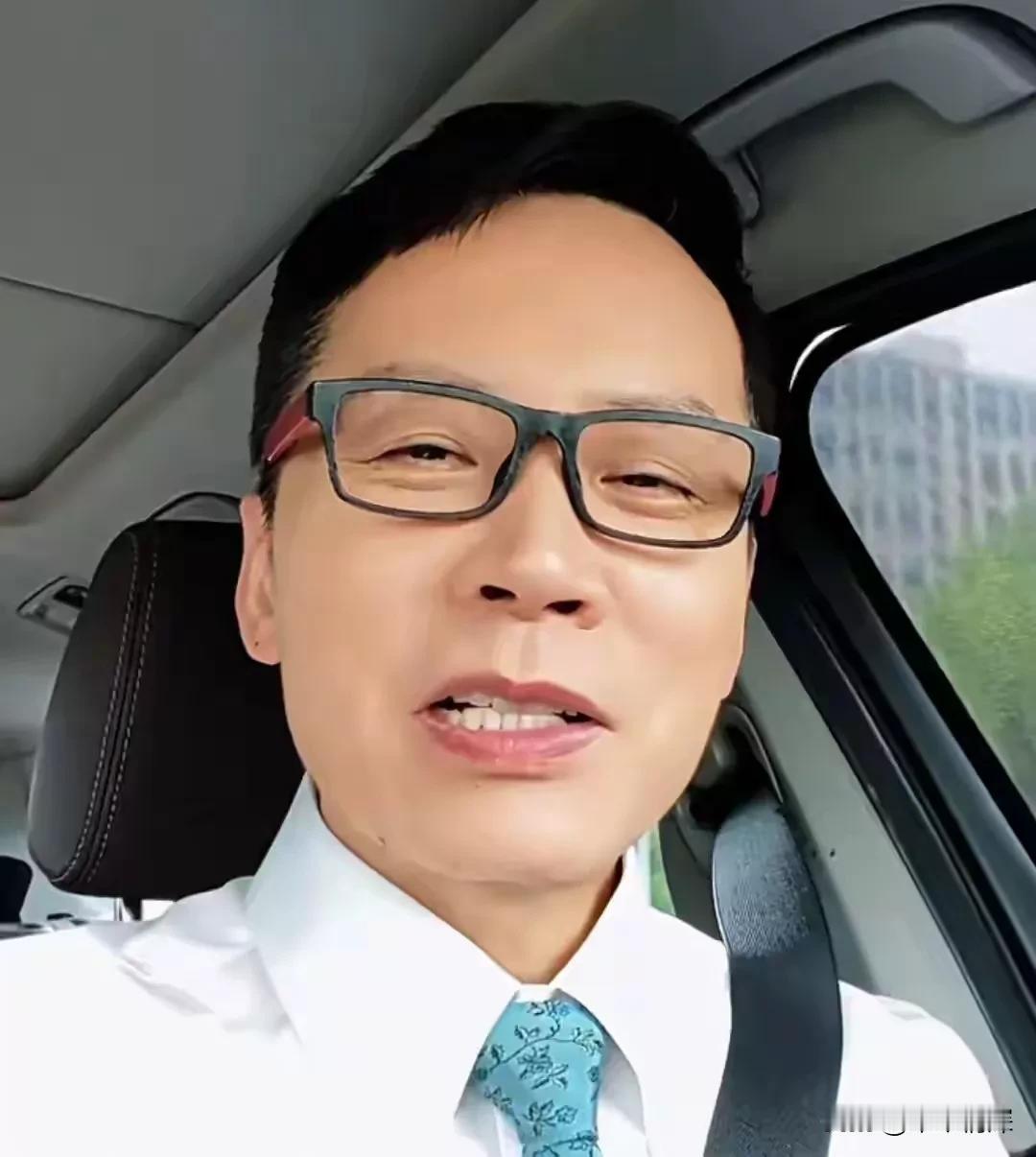 今日说法栏目主持人李晓东，说诈骗手段确实高明，他自己都上当了，别人卖茶叶给他，是