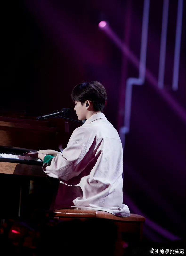 网传尤长靖加盟歌手2026歌手2026歌手2026未播先火，网传尤长靖惊喜加盟，
