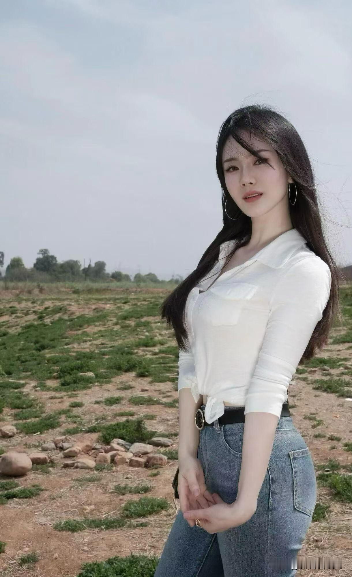 清新自然，少女感十足，户外穿搭指南自然清新穿搭 户外小清新穿搭 户外美景穿搭 户