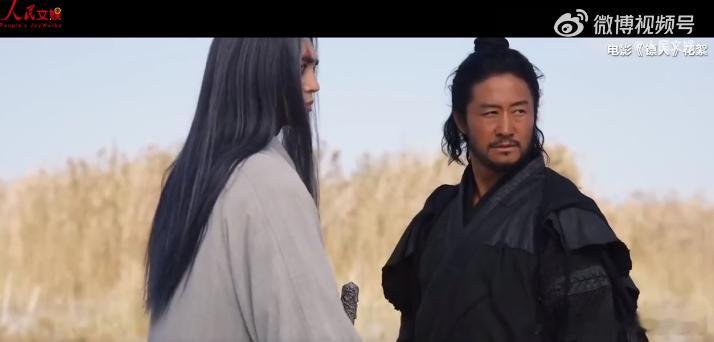 于适说竖是个很佛的人  竖在《镖人》里不只有突出的个性，还拥有清晰的成长线，随着