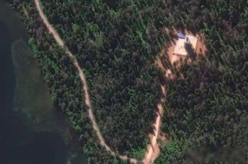 普京官邸被炸？乌否认，美发火，欧洲暗喜

当天晚上七点，俄罗斯方面声称乌克兰派出