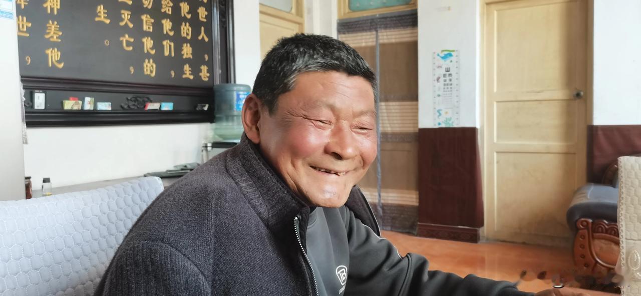 “虎豹不堪骑，人心隔肚皮。”自古以来，人性复杂，人心难测。我们很难完完全全的了解