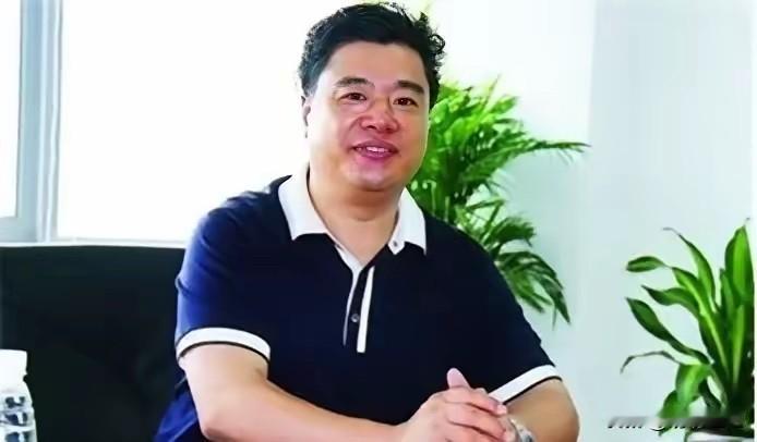 2007年，浙江“皮革大王”王敏被父母绑进精神病院，兄弟转移其12亿资产，两天后