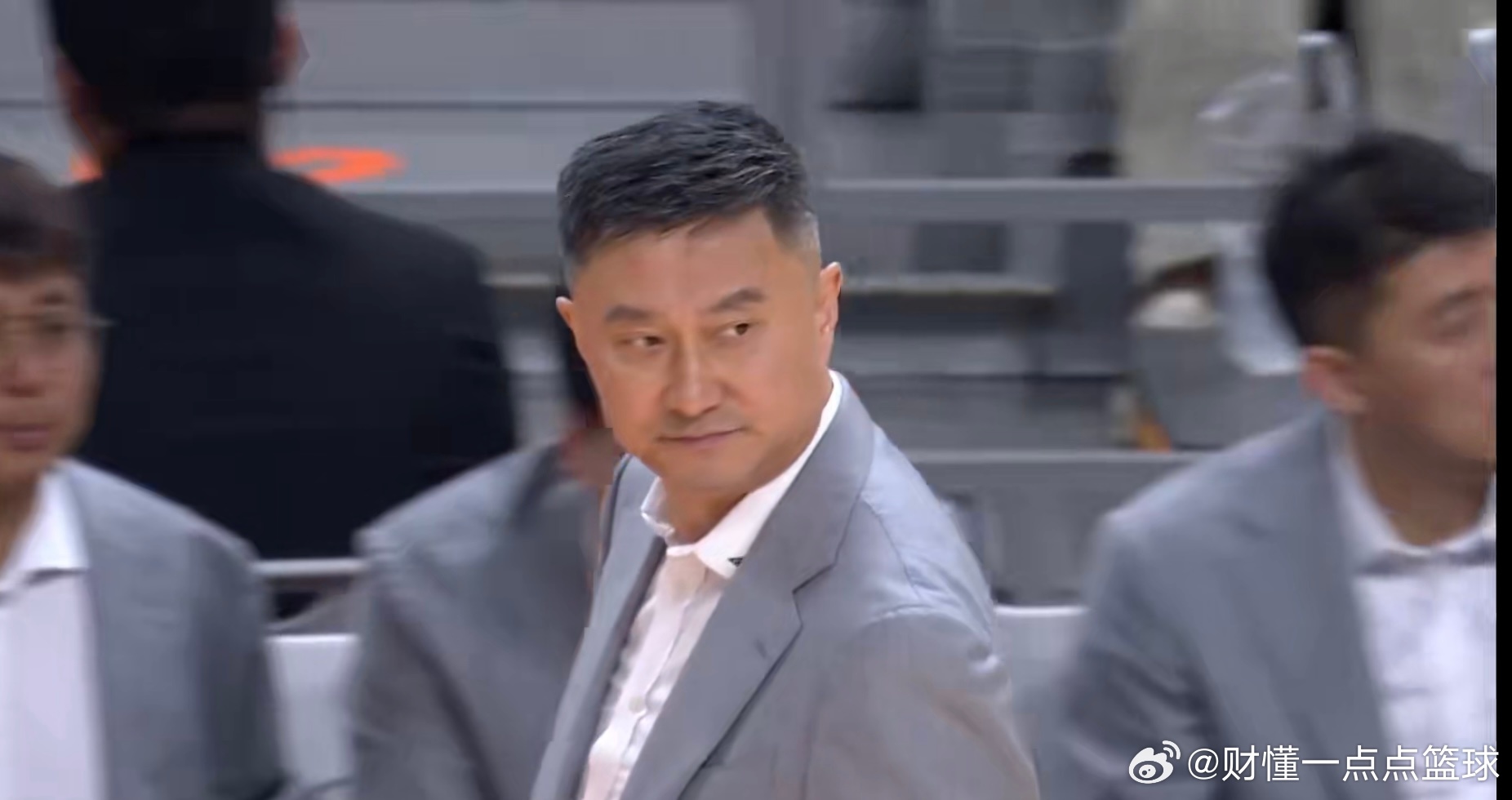 完整体惨败辽宁！广东男篮乱象丛生，杜锋帅位还能稳多久？辽粤大战最终比分定格在89