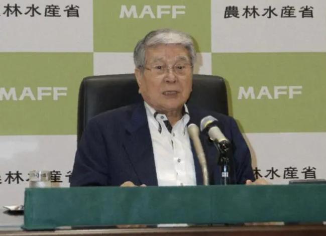 日本金枪鱼价一夜暴跌 24%，日本官员称原以为中方只限福岛等地产品
其实日本政府