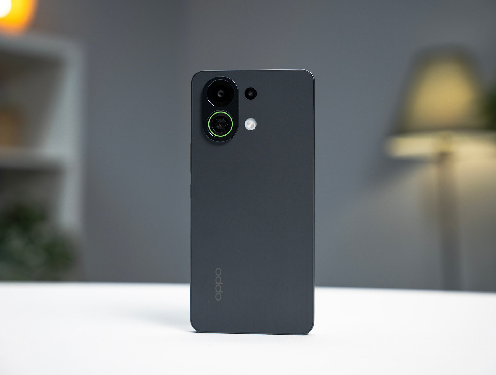 OPPO K13 Turbo 系列真的够硬核，不仅内置了风扇，还有“疾风涡轮夜光