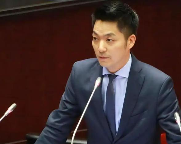 台湾地区恐怕要大洗牌！岛内正流传着一个几乎板上钉钉的预判：只要蒋万安在2026年