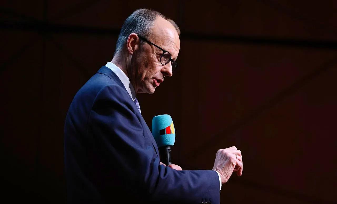 没想到德国总理架子端的如此之高！就在抵达北京之前，德国总理默茨表示，德国坚持一个