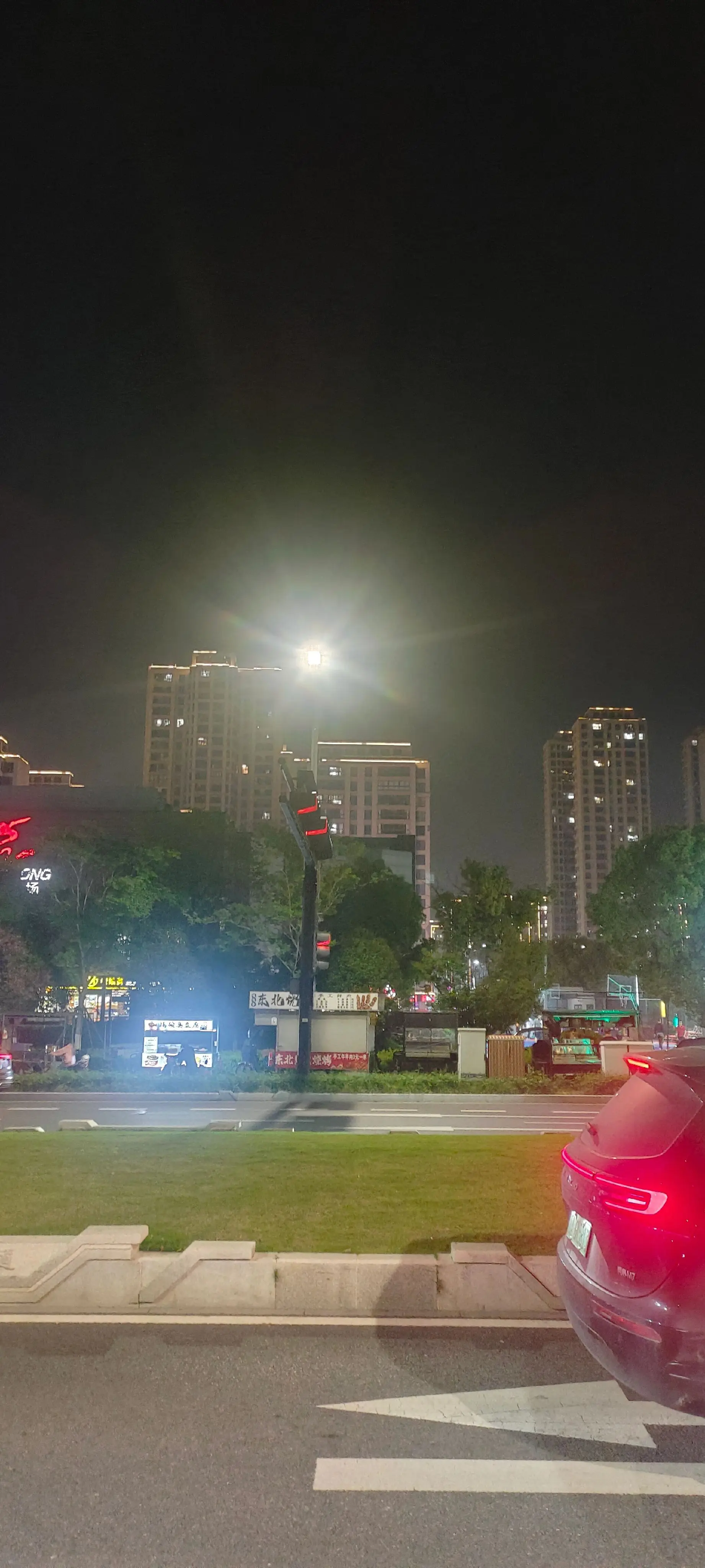 深圳夜晚车流