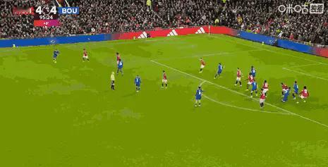 看不懂的曼联，打进4球，还差点输了！
阿莫林的战术体系让人迷糊！
曼联主场4-4