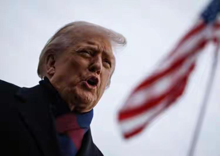 特朗普再发“威胁”！印度若不听话，美国或将“加码”关税，背后隐藏的真相令人深思