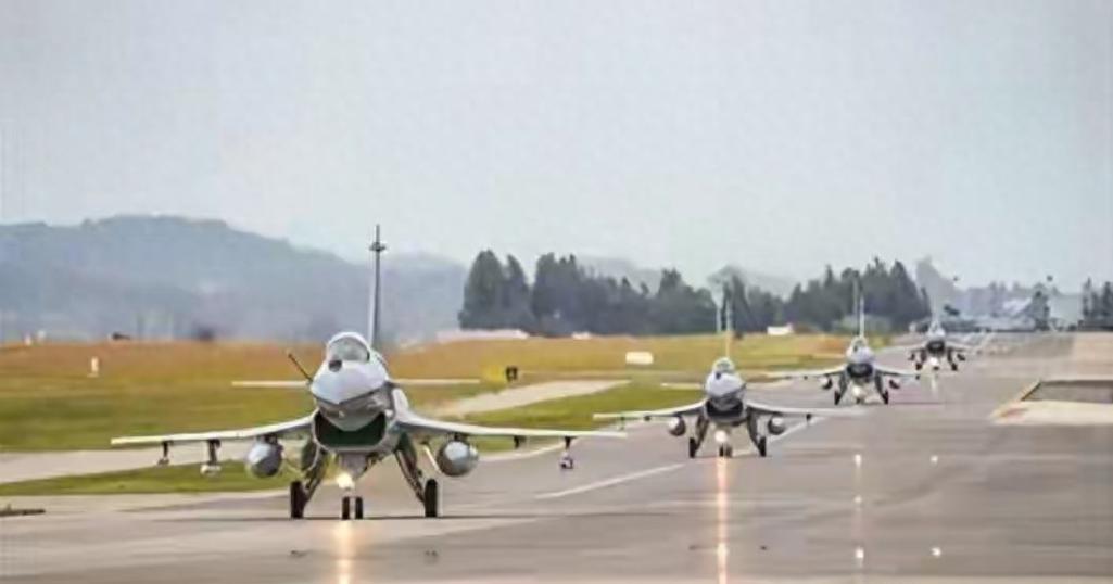 敢闯中国领空？直接击落！30秒绝杀，太解气了！

3月13日军报一通报，全网都炸