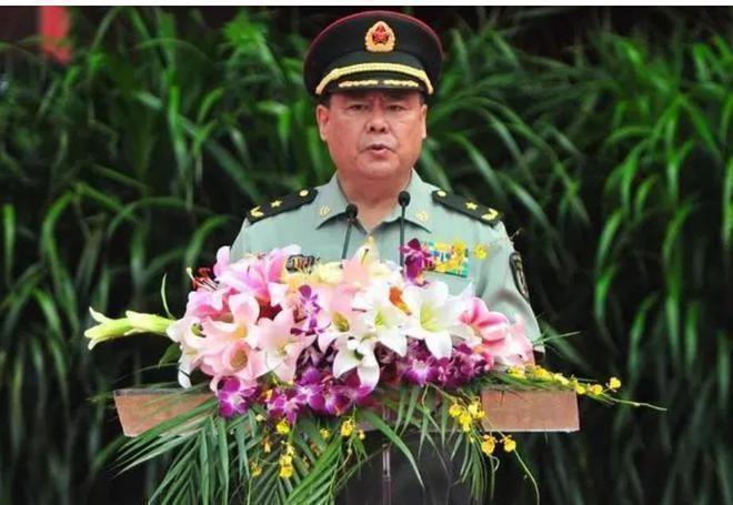 两个互不认识的军人，如果身着军装会互相敬礼吗？

很多人说军人外出，都是不能穿军