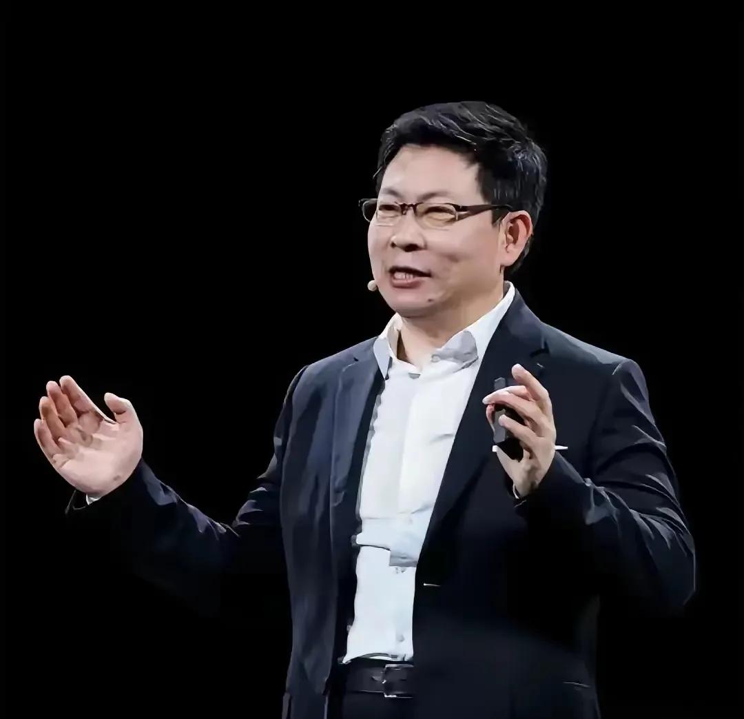 华为最近有点冤啊！本想着安心搞技术连接，不碰传统家电，结果还是被骂“霸道”。余承