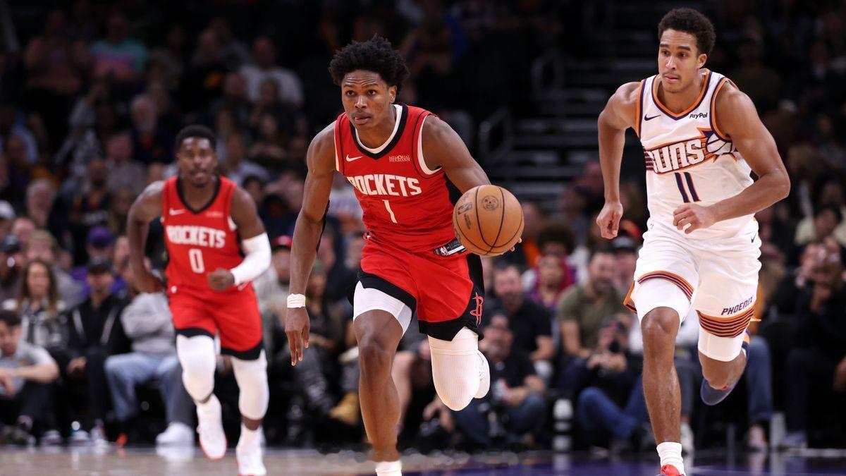 乌度卡谈阿门：“他今天的表现非常出色，他的表现非常积极且高效，7次罚球全部命中，