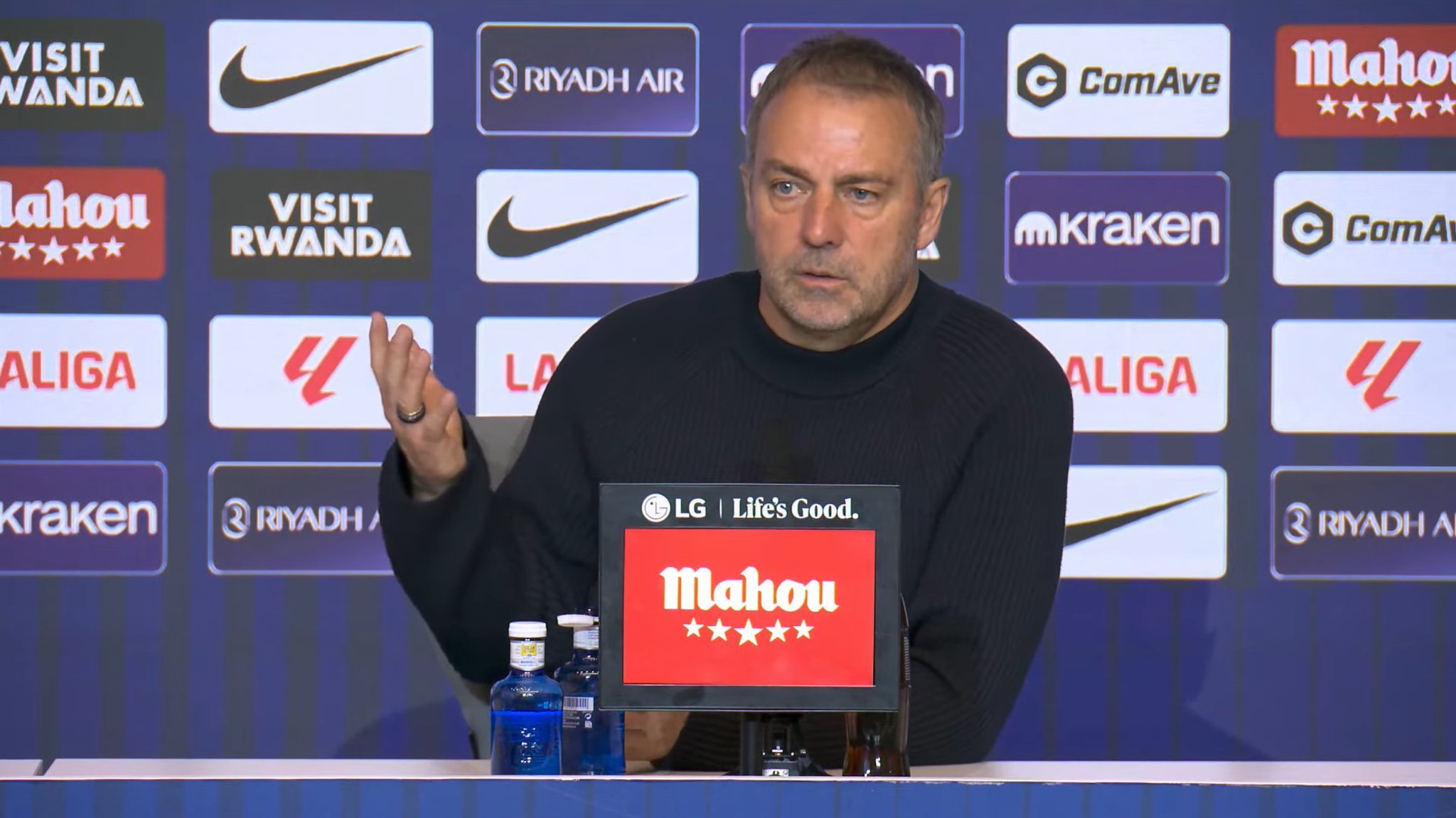 马丁的“红牌”？弗里克：“我只能就我当时看到的说；我当时看的时候，并没有看到全部