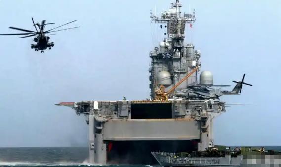 别再被误导！光凭导弹、无人机，根本打不沉航母.别再被误导了！很多人觉得，航母就是