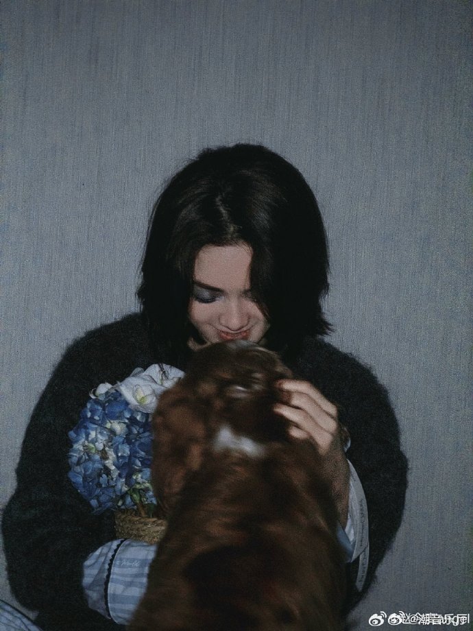 谁给赵今麦递个恶女本赵今麦黑魔仙 赵今麦的黑魔仙妆造太有冲击力，可塑性超强，恶女