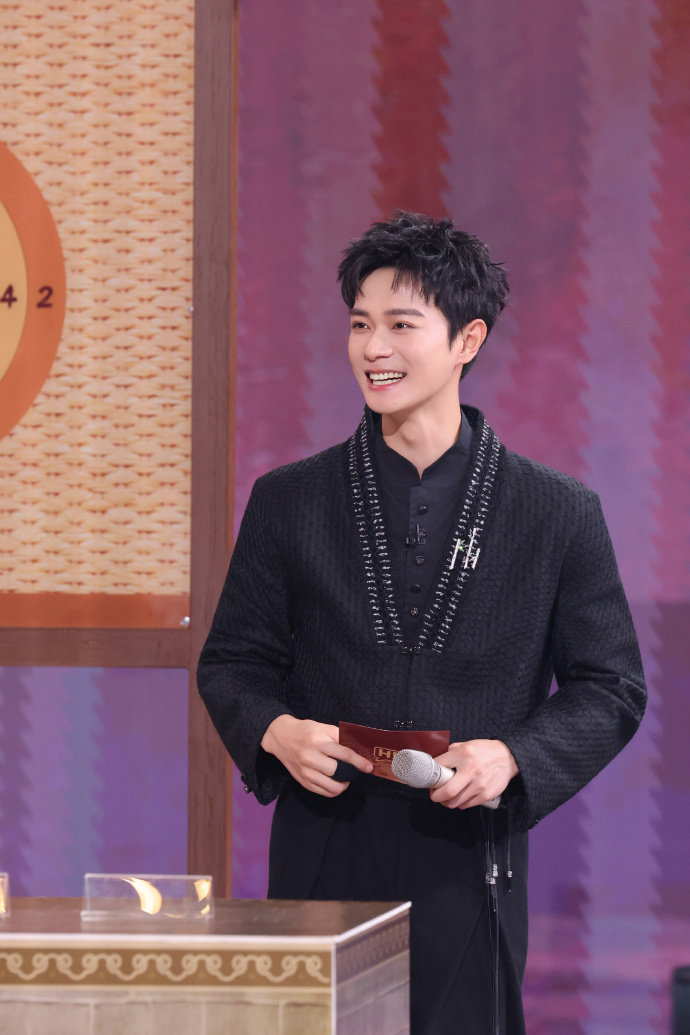 你好星期六全员比武你好星期六真的被这期节目治愈到了！大家玩游戏时又认真又搞笑，互