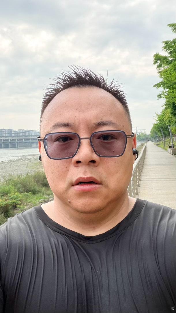 感冒好了干个十公里报复性恢复下都江堰太爽了 