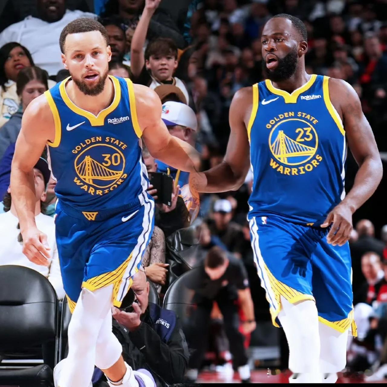 就在今天！NBA 传来勇士队多则相关消息

1、 据 NBA 官方统计，单赛季季