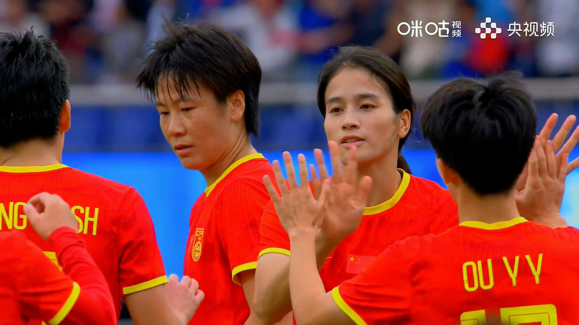 #中国女足半场3比0乌兹别克斯坦女足#   上半场结束，中国女足3-0乌兹别克斯