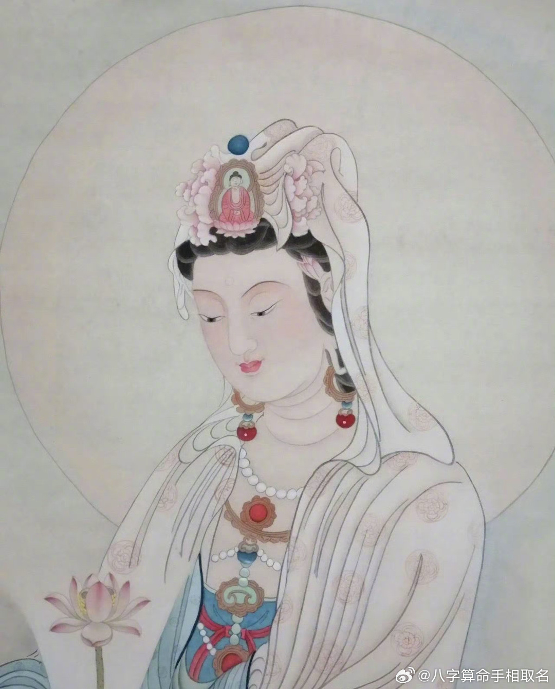 礼赞，菩萨保佑有缘人，桃花正旺，姻缘顺利，家庭和和美美，事业顺遂。 ​ ​​​