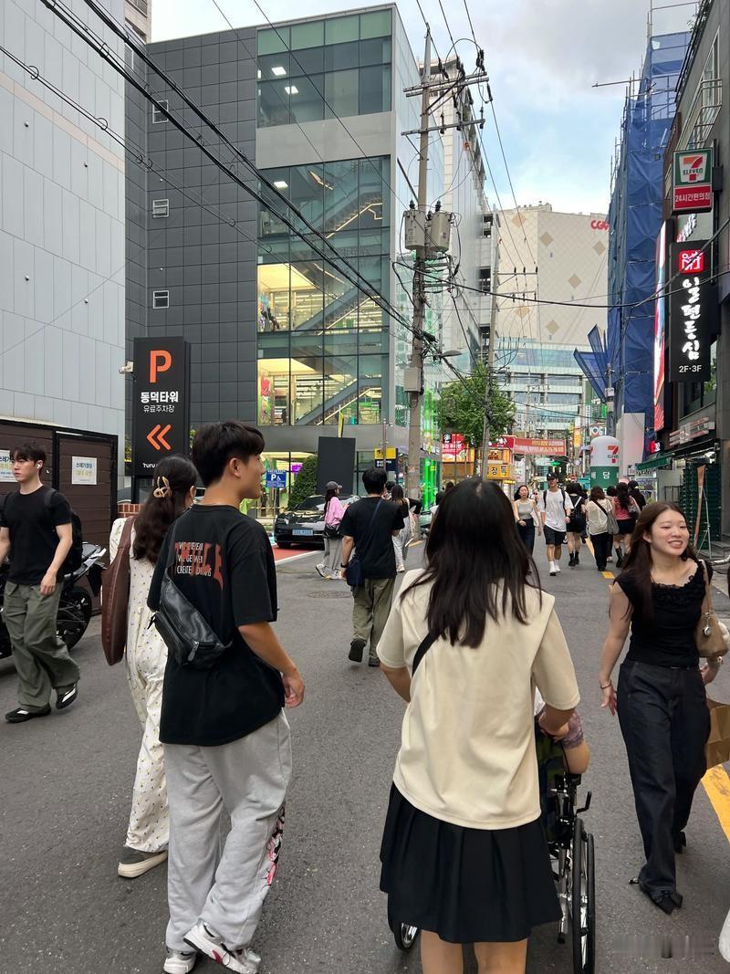 破122年纪录！韩国遭遇史上极端高温，多地超40℃灾情严重
 
今年夏天韩国彻底
