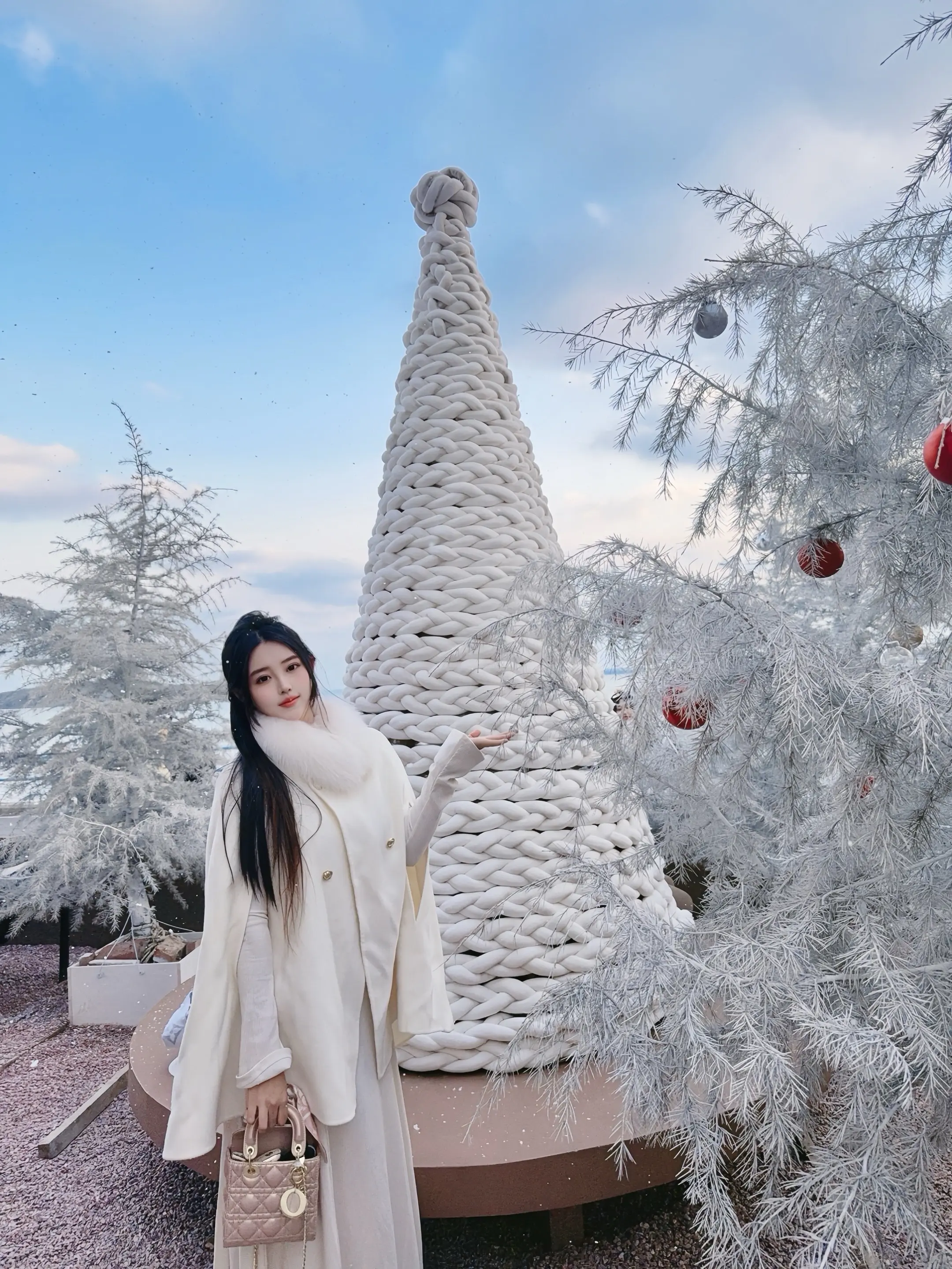 这种感觉只有青岛海边的圣诞氛围能给你