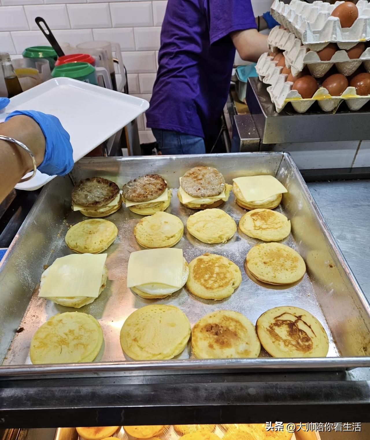 少说话，多睡觉。
不内耗，不纠缠。
先把身体养好，把情绪稳住，
再慢慢做事，悄悄