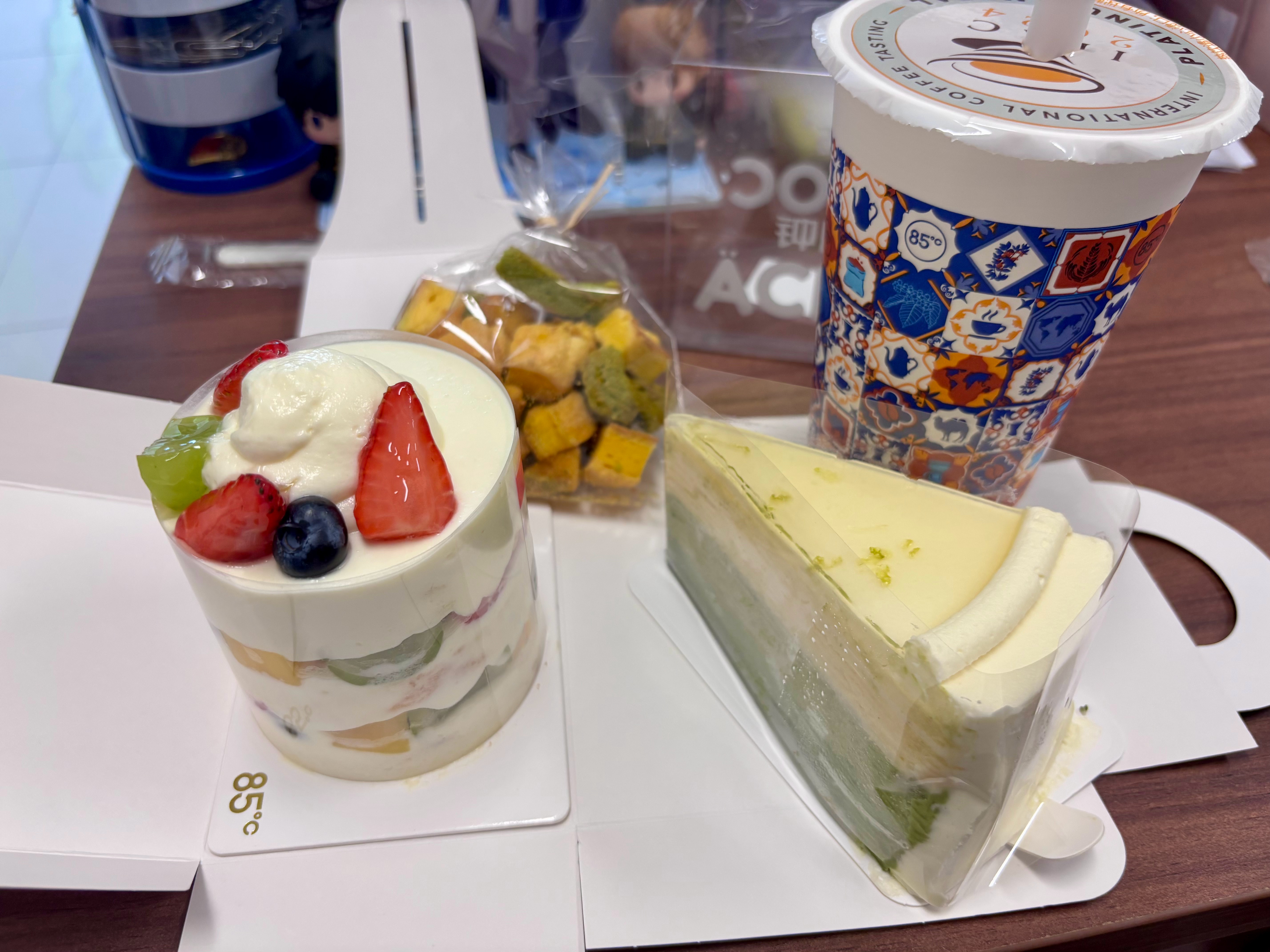 我的第二个教师节（很忙吧比平时晚了半小时才下班orz副科老师其实没什么人记得，能