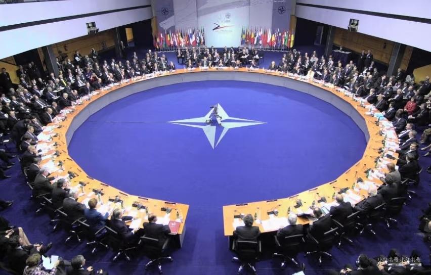 美国曾长期戴着“中国只会模仿”的有色眼镜，严重低估中国军力的发展速度与创新实力，