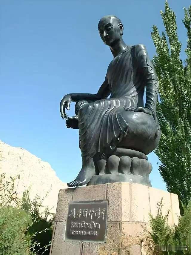 384年，前秦大将吕光攻破龟兹国，俘获了高僧鸠摩罗什。吕光见他年轻，恶趣味发作，