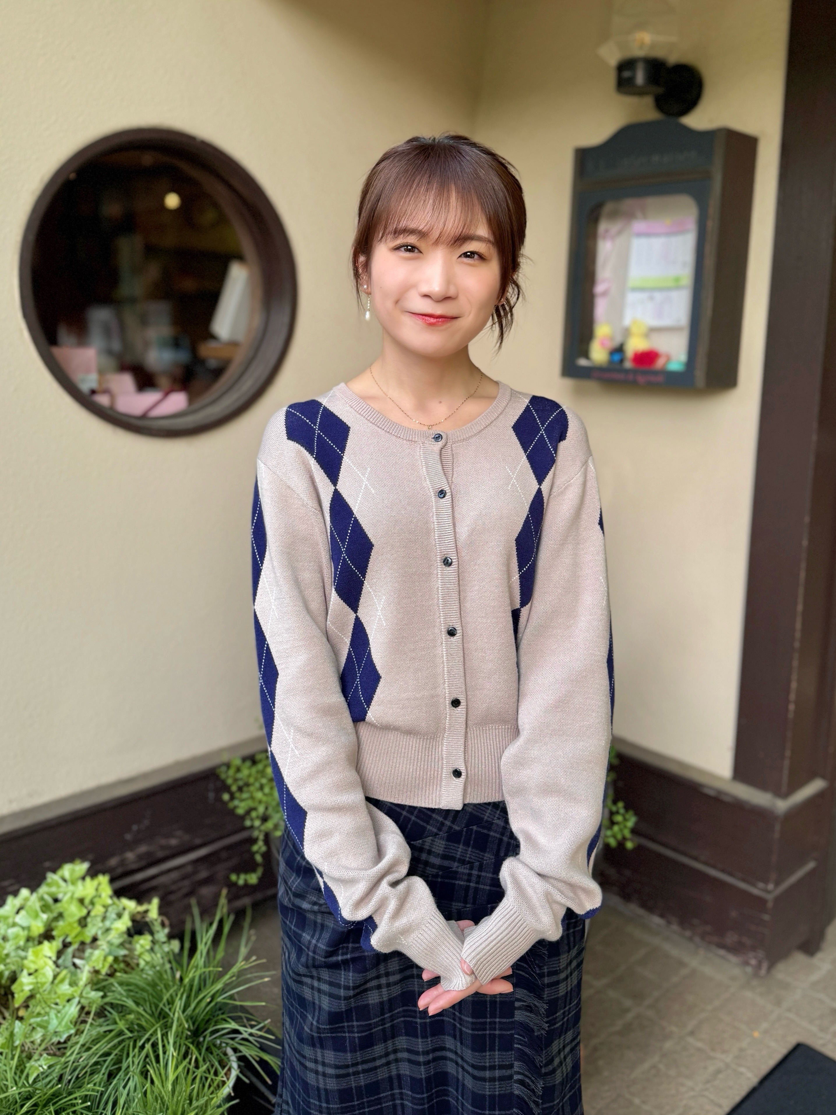 秋元真夏　manatsugram