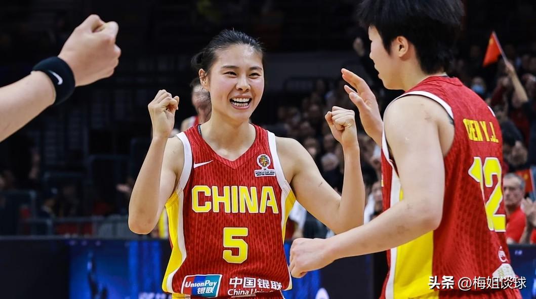 两连胜，中国女篮出线！中国女篮84：74战胜捷克，女篮球员得分排名一览：

01