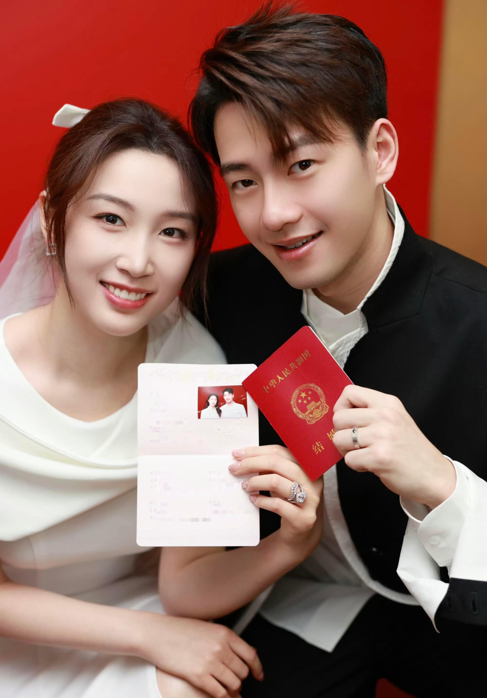 王昶钱天一结婚了！祝幸福❤️这效率 太震惊了！这回真乒羽结合了王昶钱天一结婚王昶