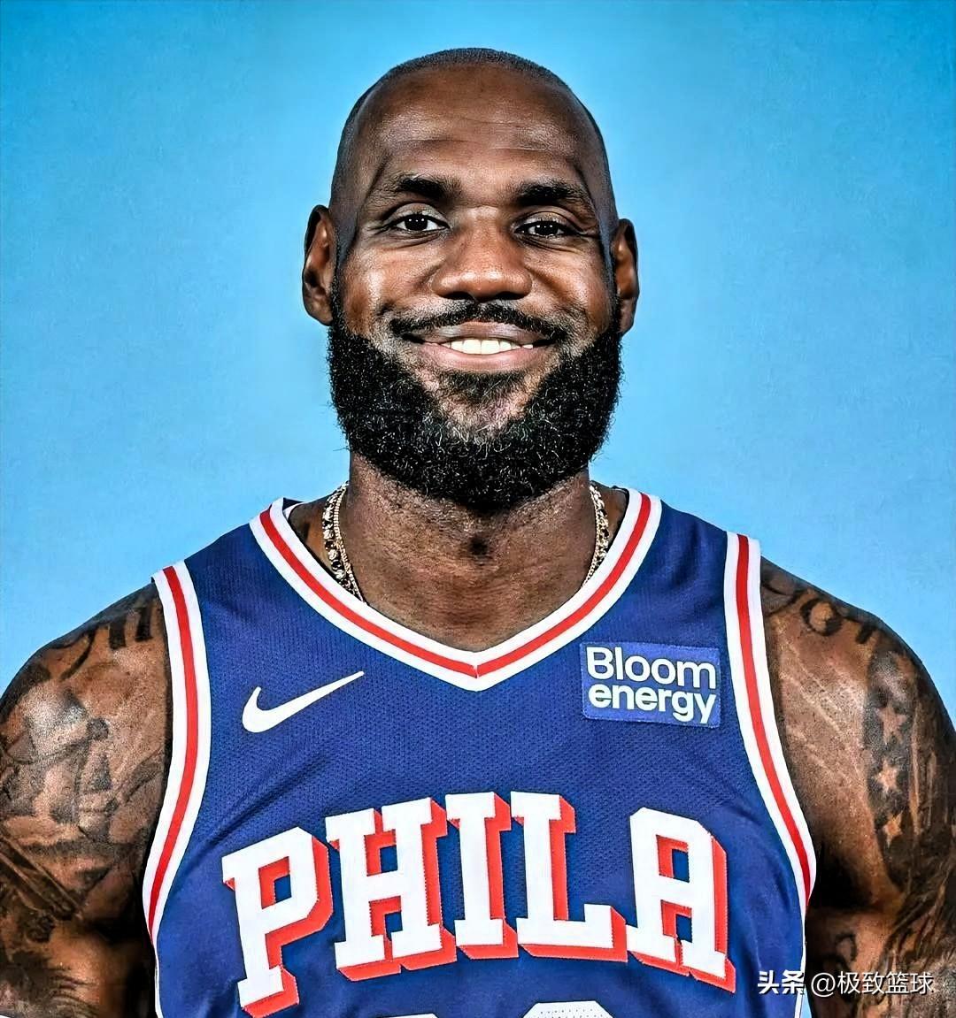 四旬老汉詹姆斯真是打不动了！
 
今日NBA揭幕战，半场结束尼克斯以58‑54领