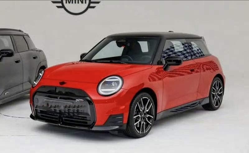 【全新MINI COOPER纯电动版将于7月6日上市 预售价21万元起】此前新车