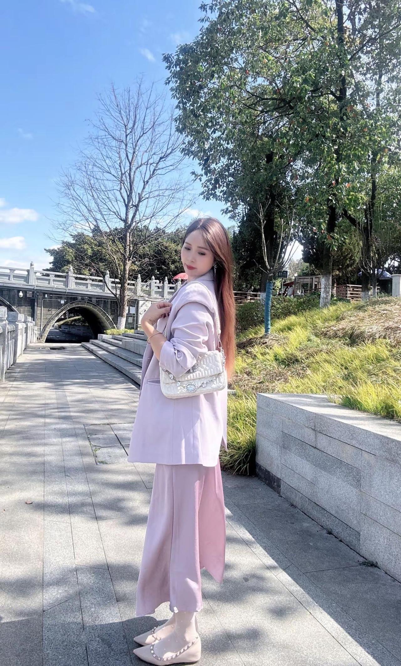 38岁离异，找一个不家暴，不冷战，不赌博，不聊骚，抽烟没瘾，喝酒有度，成熟稳重的