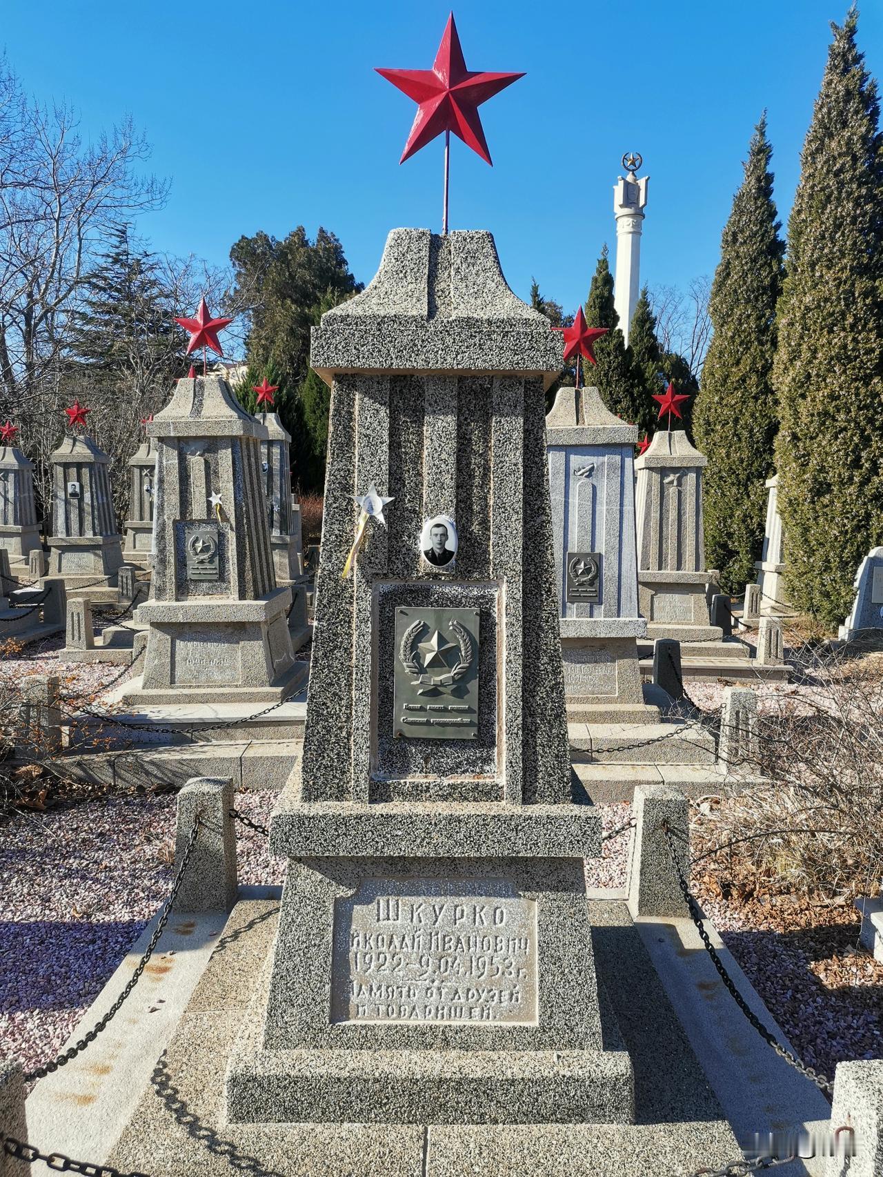 苏军烈士陵园 一角